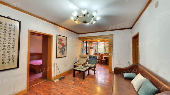 成华大道新鸿路24号二手房实景图