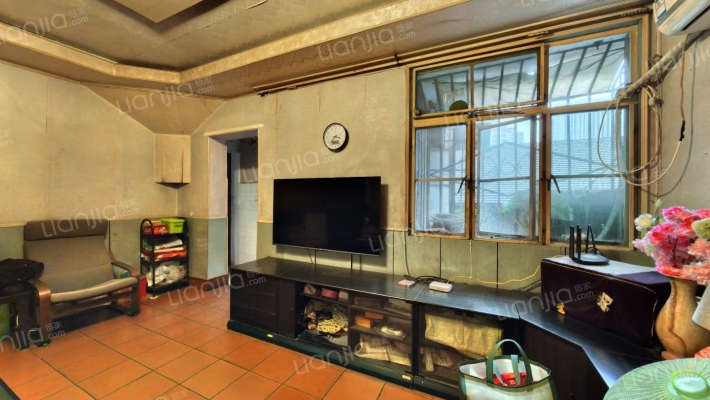 白马寺街10号院落二手房实景图