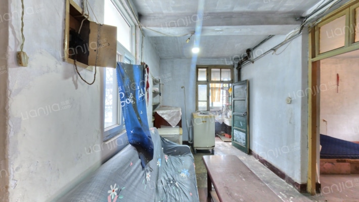 东里路40号院二手房实景图