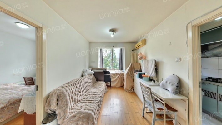 后现代城B区二手房实景图