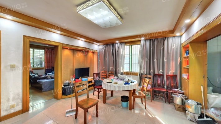 梨花苑二手房实景图