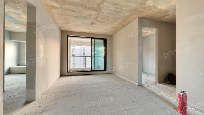 建发郎云二手房实景图