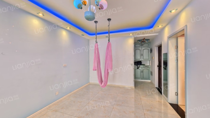 泽星雅龙湾二手房实景图