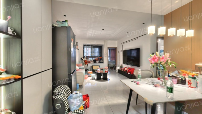 河滨森邻B区二手房实景图