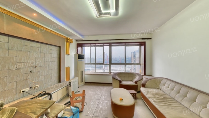 临嘉村二手房实景图