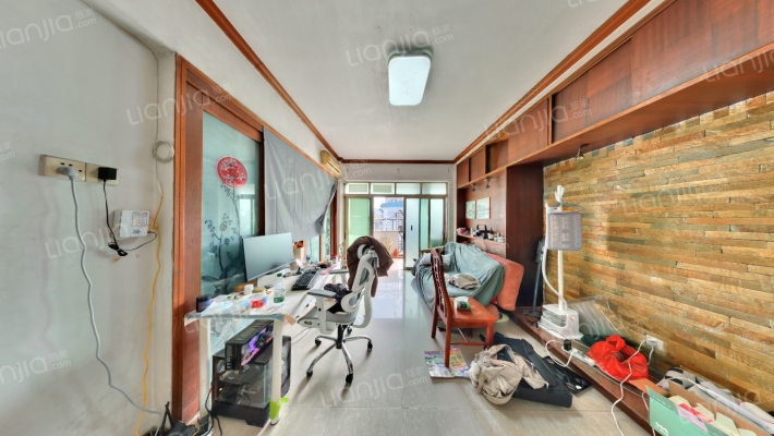 雅图居二手房实景图