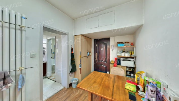 统计局宿舍二手房实景图