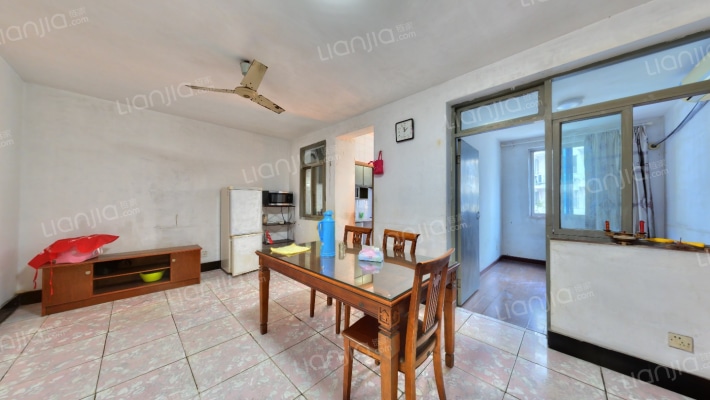 益锦苑二手房实景图