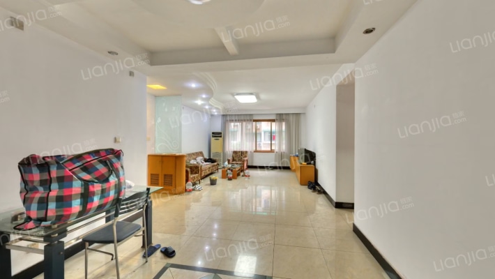 国家税务总局长沙市芙蓉区税务局宿舍二手房实景图