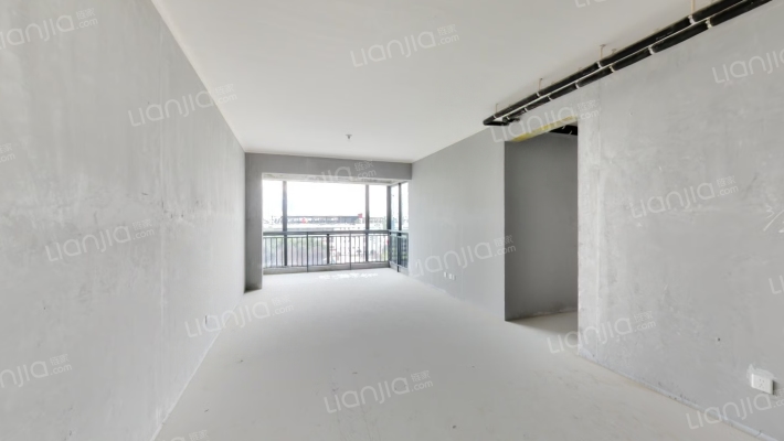 滨江玺樾二手房实景图