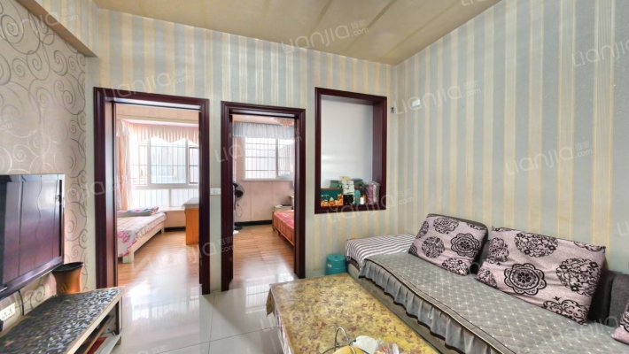 沿江花园二手房实景图