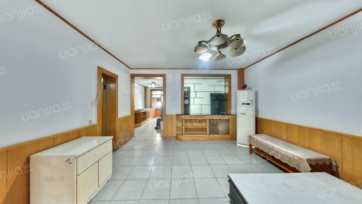 海联小区二手房实景图