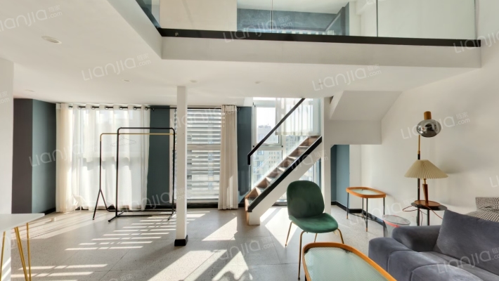 天山世界之门二手房实景图