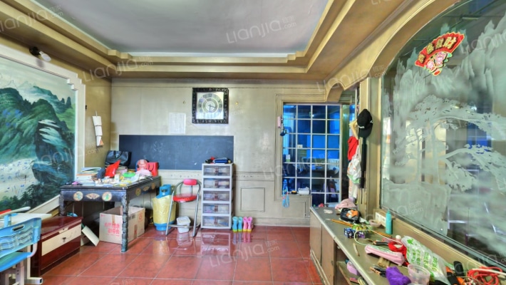 老区委小区二手房实景图