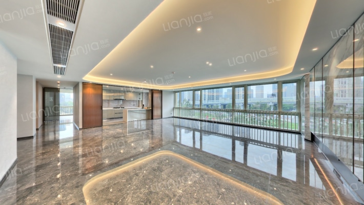 揽潮华庭二手房实景图