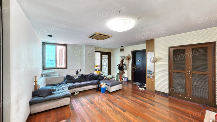 鼎球大厦二手房实景图