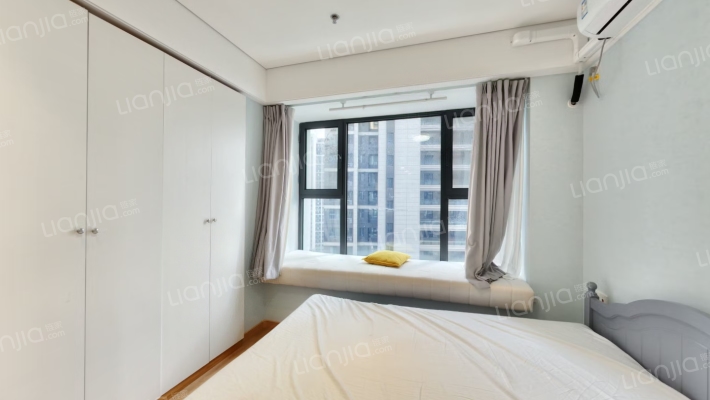 江畔都会上城公寓二手房实景图