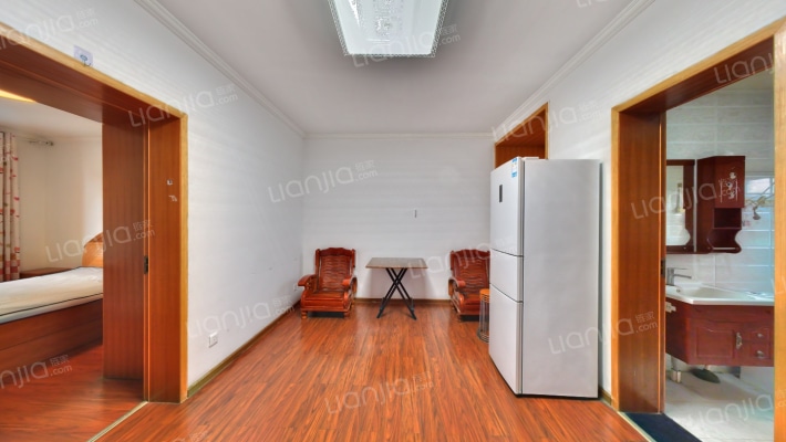 淳新花园 二手房实景图