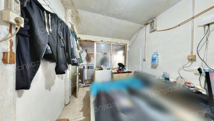 校场四条二手房实景图