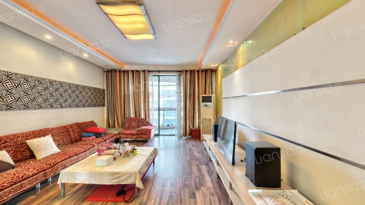 名雅居二手房实景图