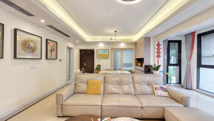 蓝光映玥二手房实景图