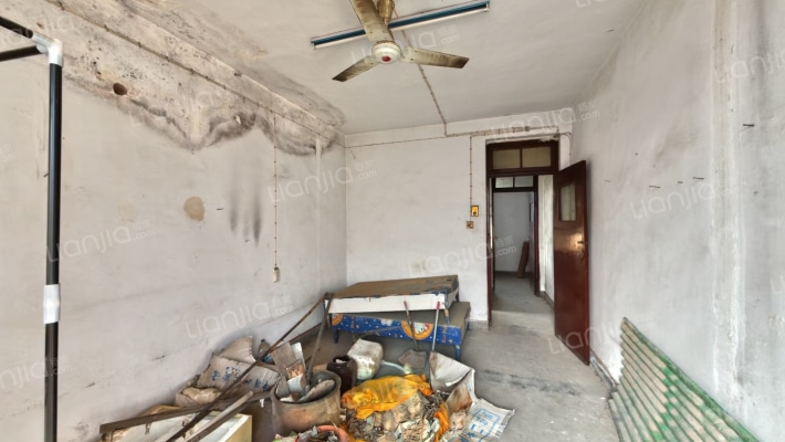 五砂厂家属区二手房实景图