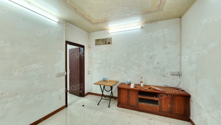 新沙坊路二手房实景图