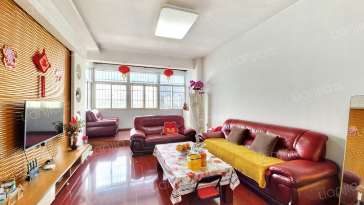 阳光小区二手房实景图