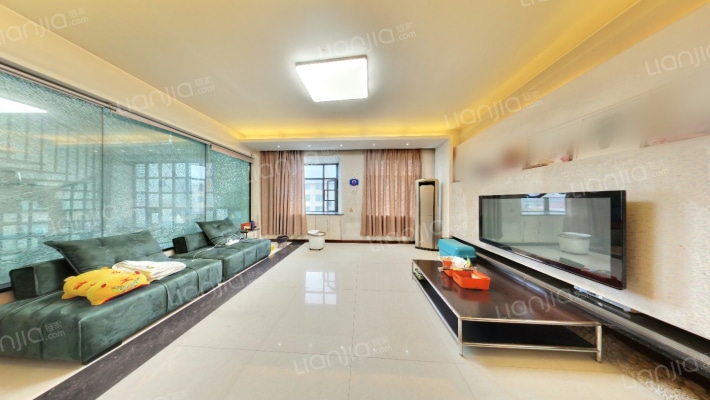 鹿港小镇二手房实景图