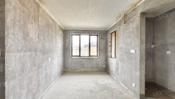 昆庭云府二手房实景图