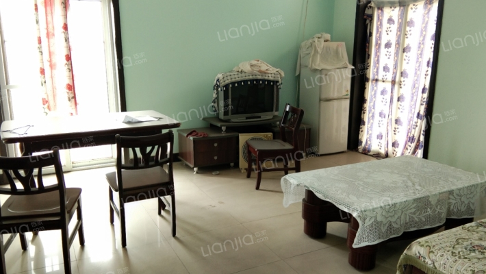 阳光河谷小区二手房实景图