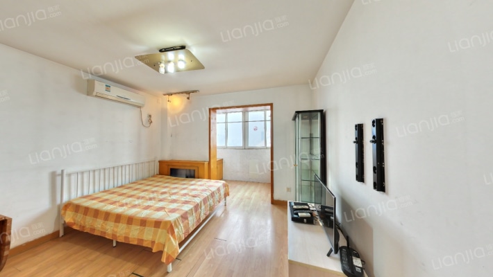 百合园二手房实景图