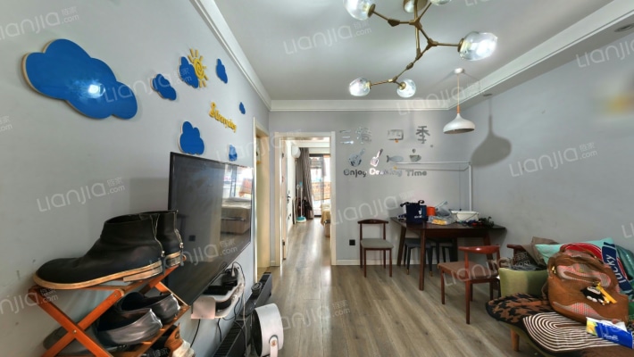 龙蟠花苑二手房实景图