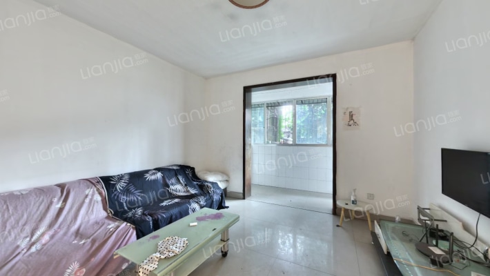 迎宾路400号二手房实景图