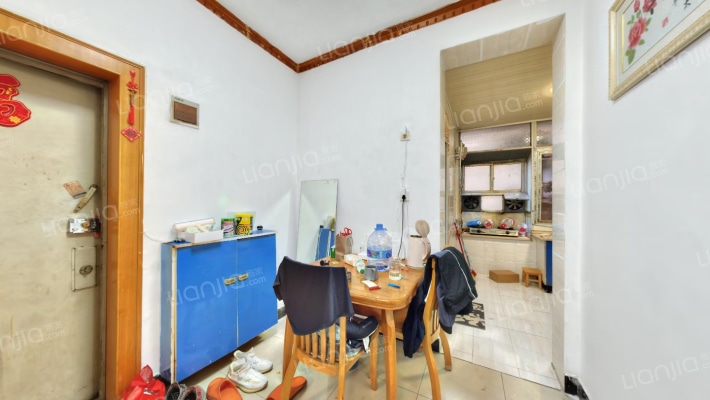 省客运宿舍二手房实景图