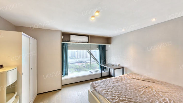 绿城西溪深蓝二手房实景图