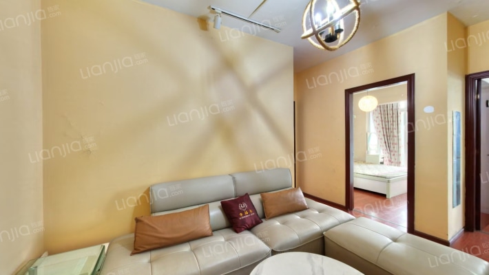 莲花逸都二手房实景图