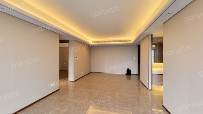 华润未来之城五期二手房实景图