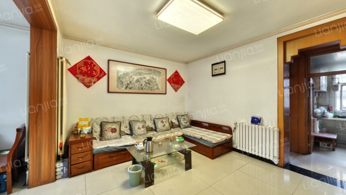 任花园东区二手房实景图