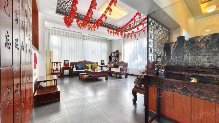 静湖别墅二手房实景图