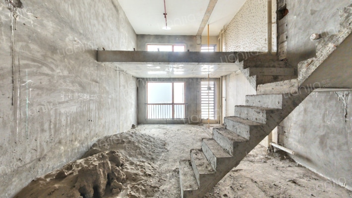 黄金嘉年华二手房实景图