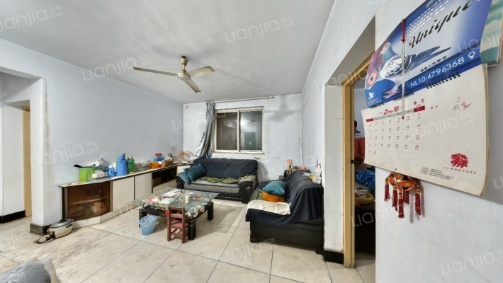 卫生路35号院二手房实景图