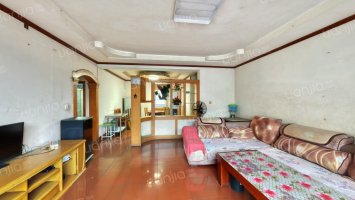 新泰西路一巷41号二手房实景图