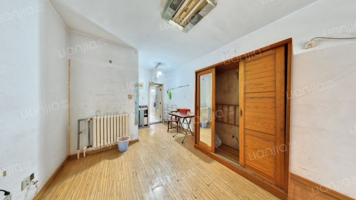 安逸居小区二手房实景图