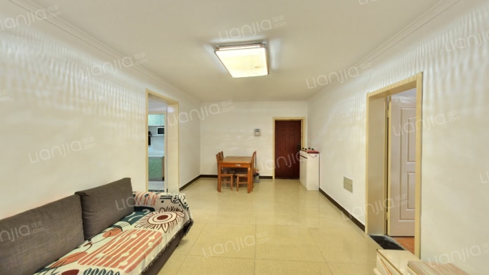 东秦新苑二手房实景图