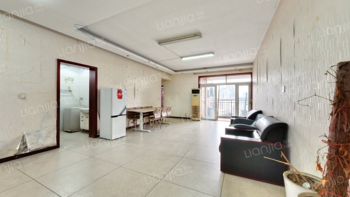 成达综合楼二手房实景图