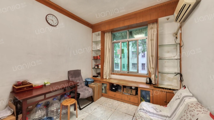 梅岭村二手房实景图