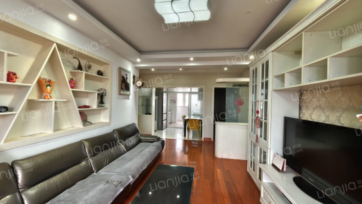 中前公寓二手房实景图