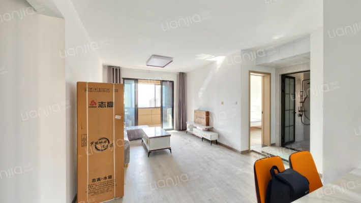 东方蓝海六期二手房实景图