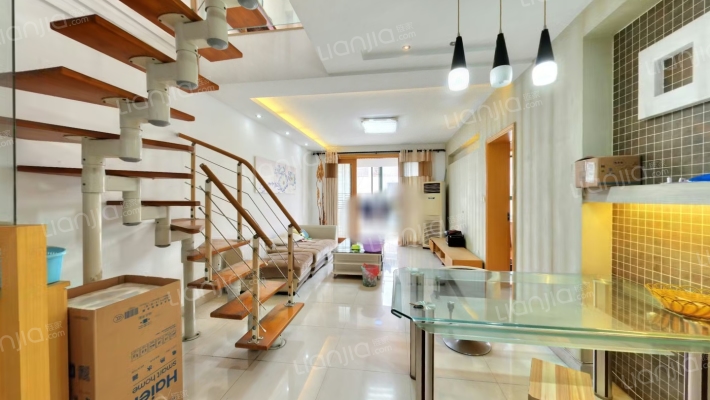 新龙佳苑二手房实景图